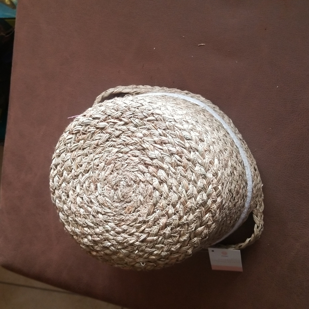 Basket - Picture 4 of 6